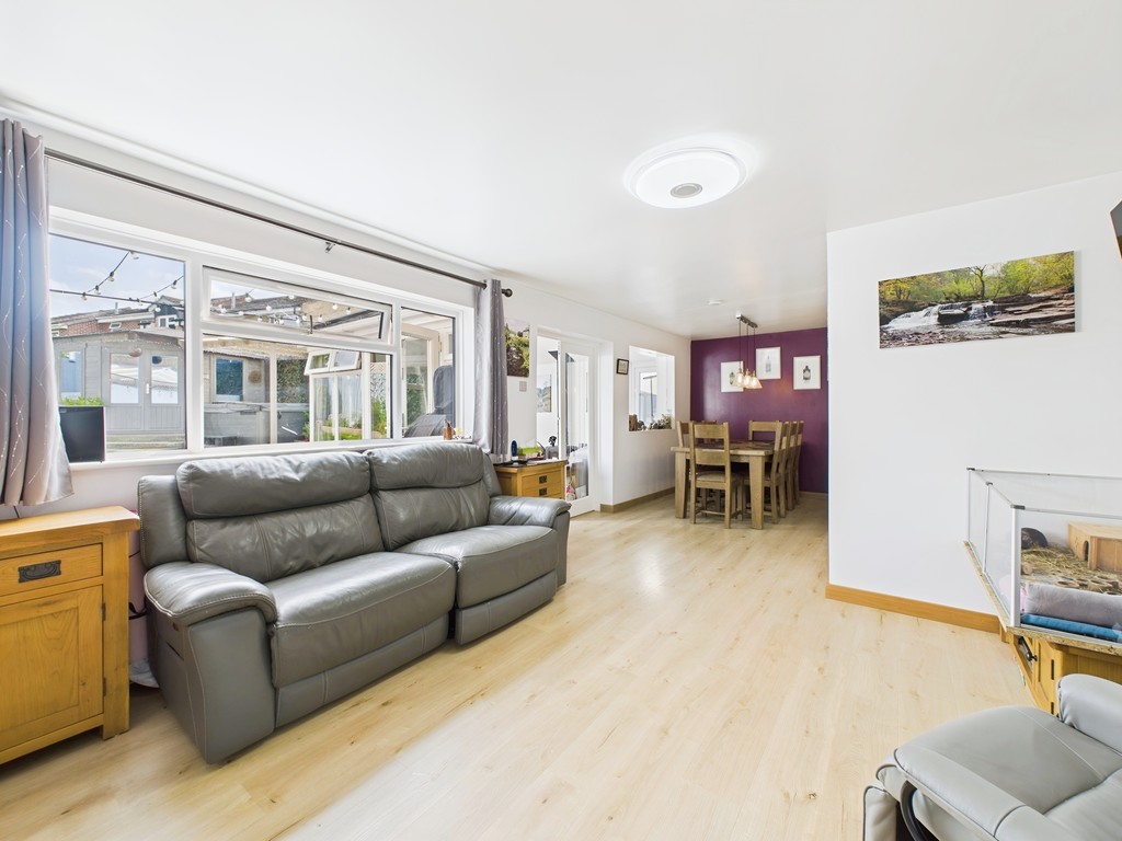 3 bed detached house for sale in Views Path, Haywards Heath  - Property Image 12