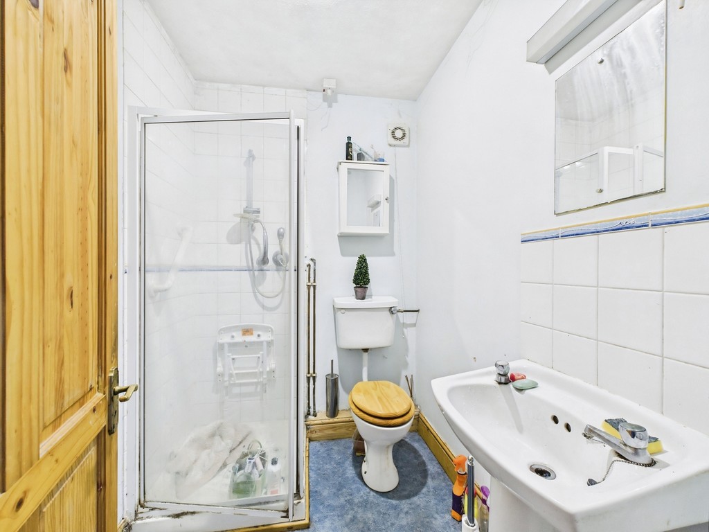 3 bed semi-detached house for sale in Billingshurst Road, Broadbridge Heath  - Property Image 11