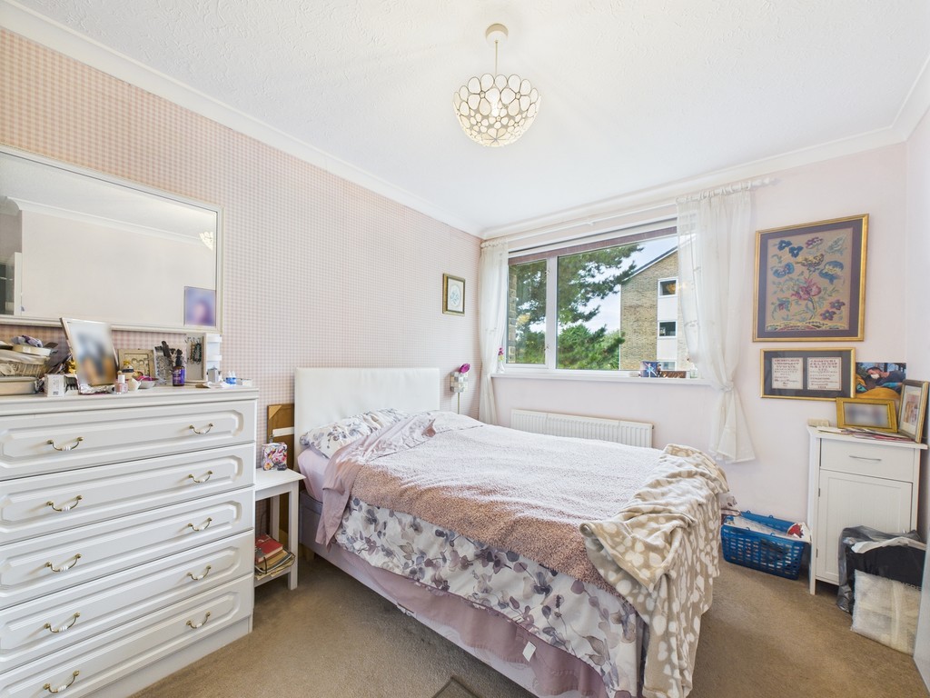 3 bed semi-detached house for sale in White Hart Court, North Parade, Horsham  - Property Image 13