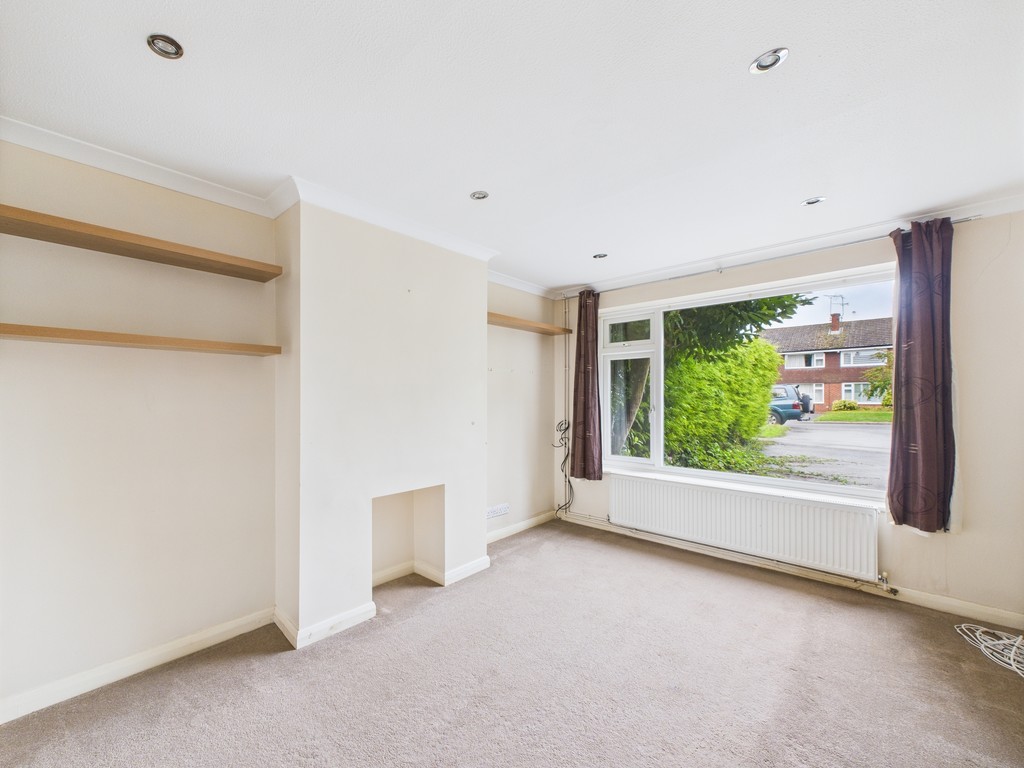 3 bed terraced house to rent in Beech Road, Horsham  - Property Image 3