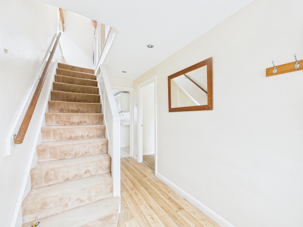 3 bed terraced house to rent in Beech Road, Horsham  - Property Image 5