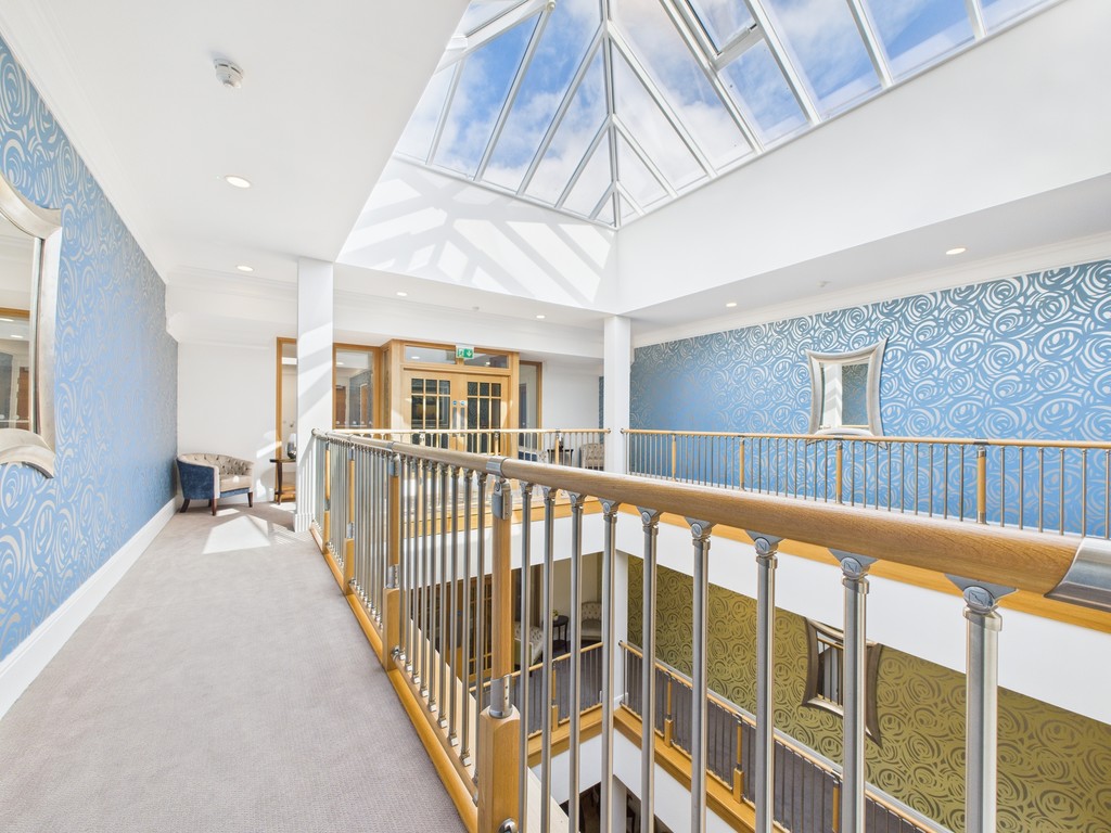 2 bed for sale in Durrants Drive, Faygate  - Property Image 16