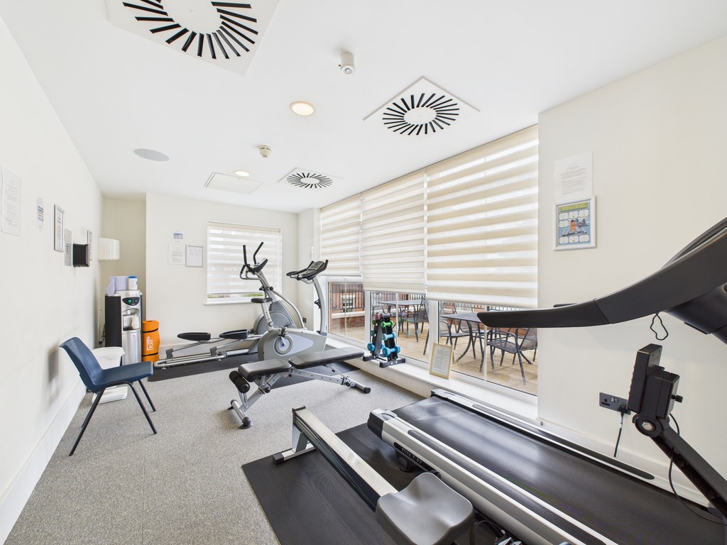 2 bed for sale in Durrants Drive, Faygate  - Property Image 9