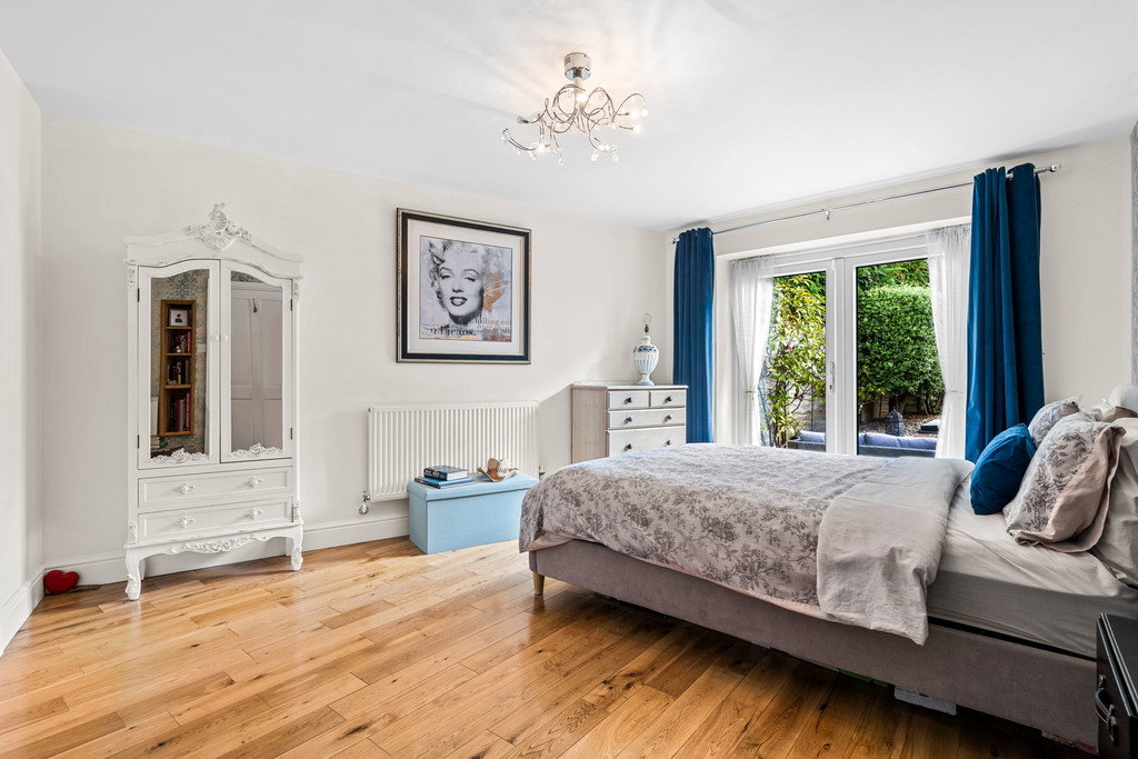 4 bed detached bungalow for sale in Lime Kiln Road, Mannings Heath  - Property Image 6