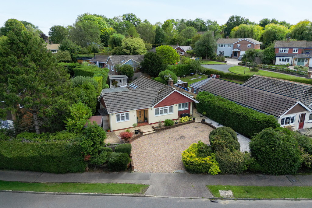 4 bed detached bungalow for sale in Lime Kiln Road, Mannings Heath  - Property Image 39
