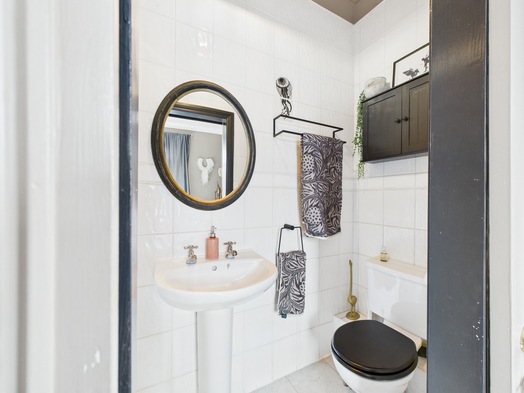 4 bed detached house for sale in Cambridge Road, Horsham  - Property Image 25