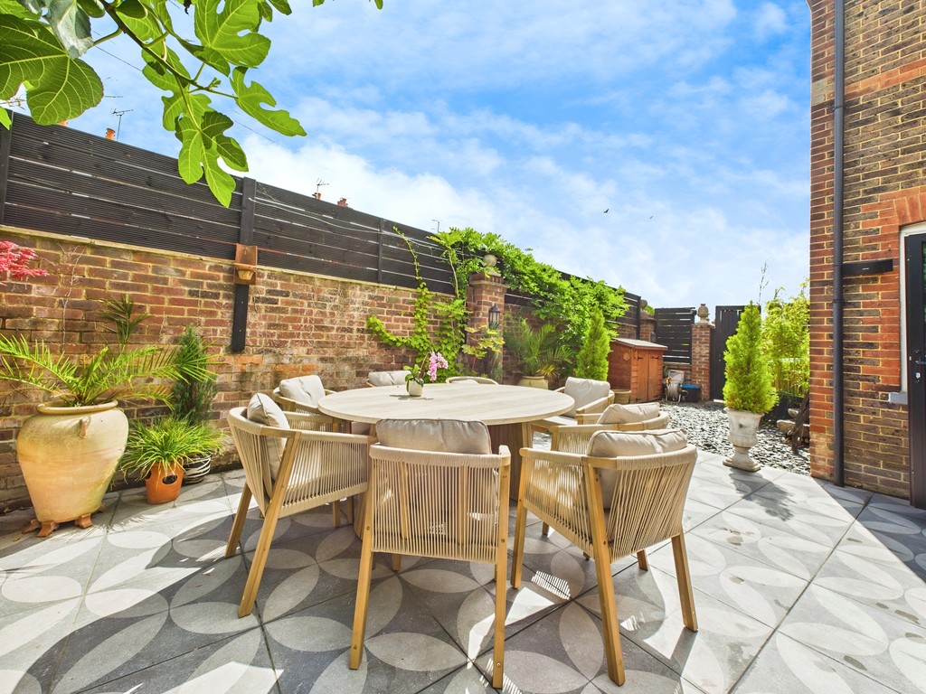 4 bed detached house for sale in Cambridge Road, Horsham  - Property Image 36