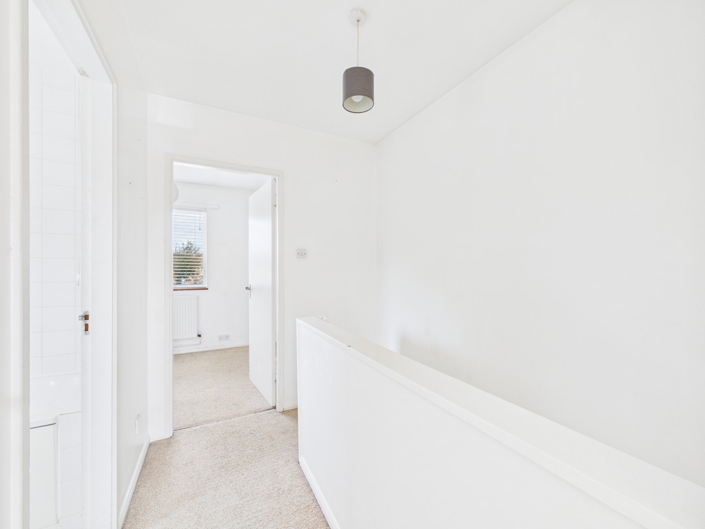 2 bed end of terrace house to rent in Shandys Close, Horsham  - Property Image 11