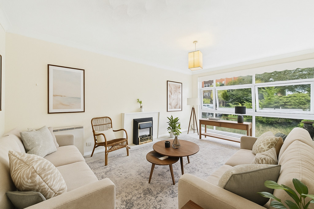 2 bed apartment for sale in Paddockhall Road, Haywards Heath