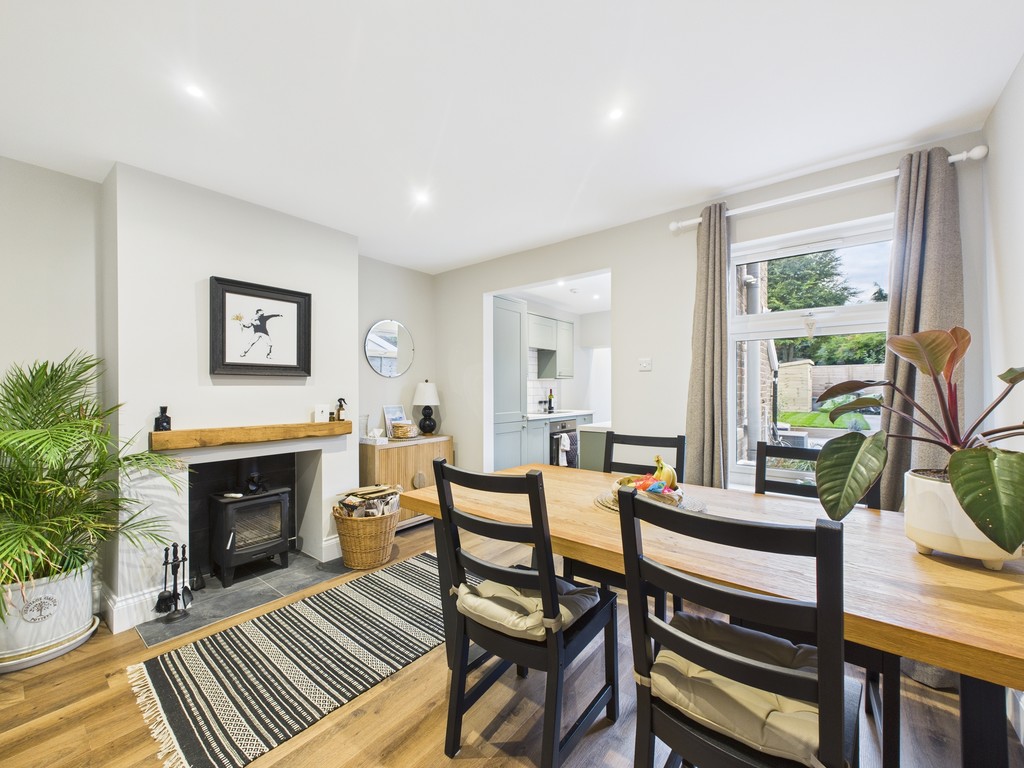 2 bed semi-detached house to rent in Littlehaven Lane, Horsham  - Property Image 4