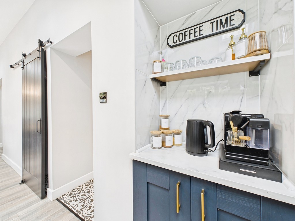 4 bed detached house for sale in Covert Mead, Handcross - Property Image 14