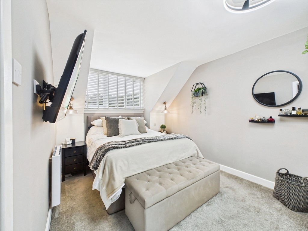 4 bed detached house for sale in Covert Mead, Handcross - Property Image 26