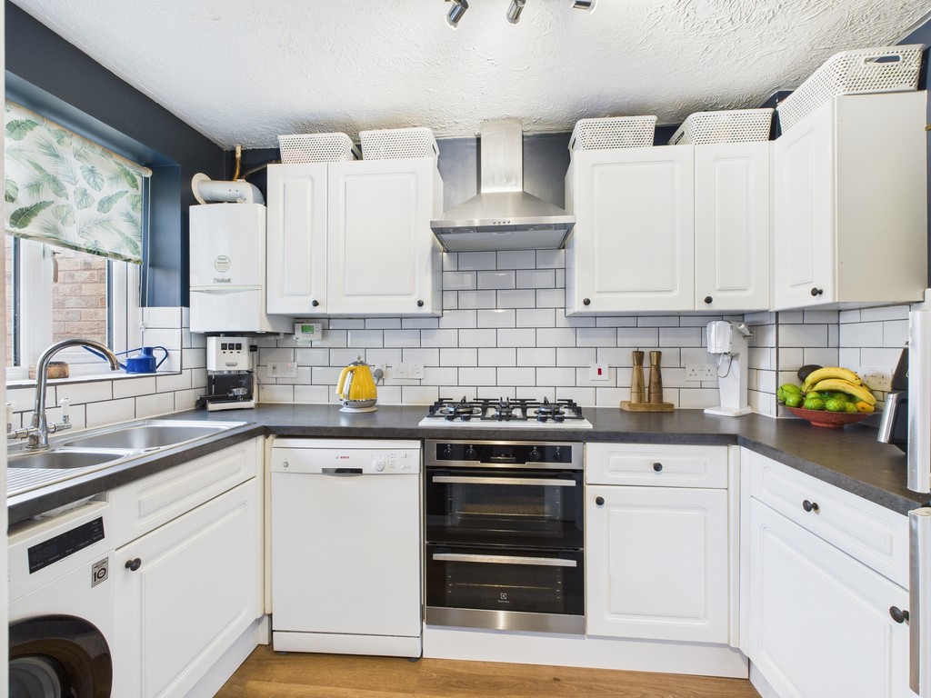 2 bed semi-detached house for sale in Crockhurst, Southwater  - Property Image 2