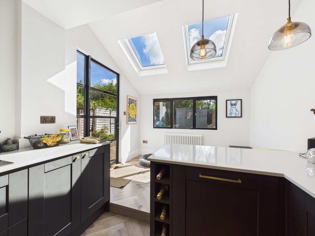 3 bed semi-detached house for sale in New Street, Horsham  - Property Image 18