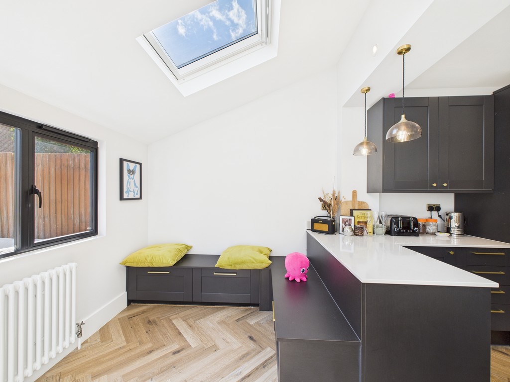 3 bed semi-detached house for sale in New Street, Horsham  - Property Image 17