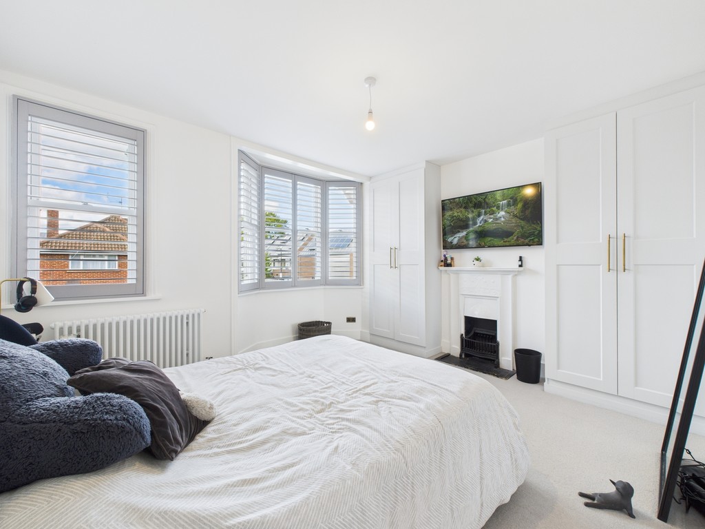 3 bed semi-detached house for sale in New Street, Horsham  - Property Image 5