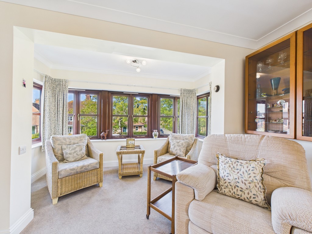 2 bed apartment for sale in Bluecoat Pond, Christs Hospital  - Property Image 13