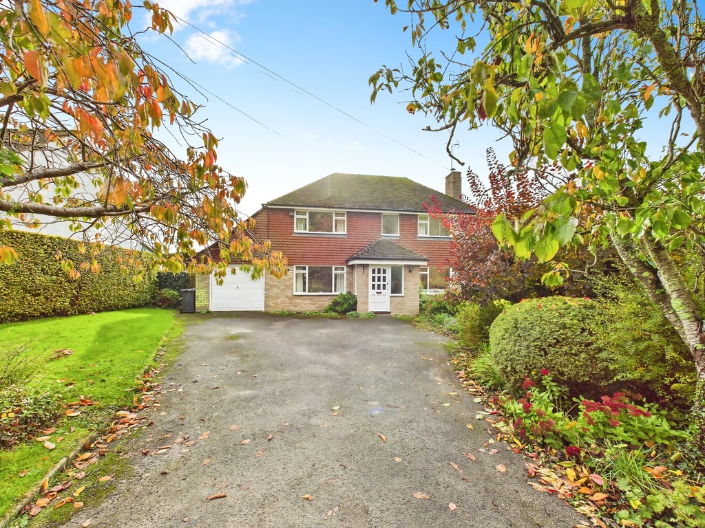 3 bed detached house for sale in Rose Cottage Lane, Staplefield - Property Image 1