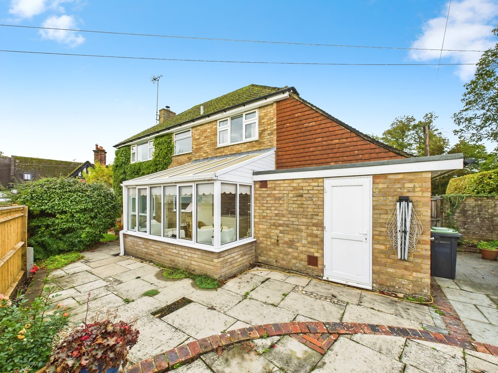 3 bed detached house for sale in Rose Cottage Lane, Staplefield  - Property Image 3