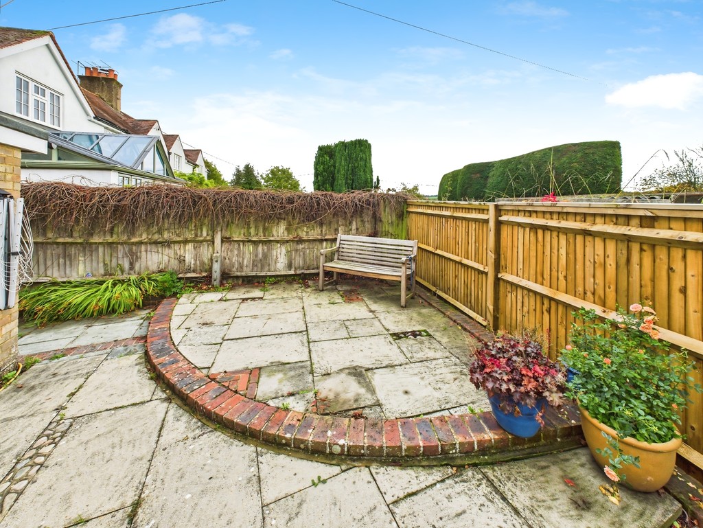 3 bed detached house for sale in Rose Cottage Lane, Staplefield  - Property Image 8