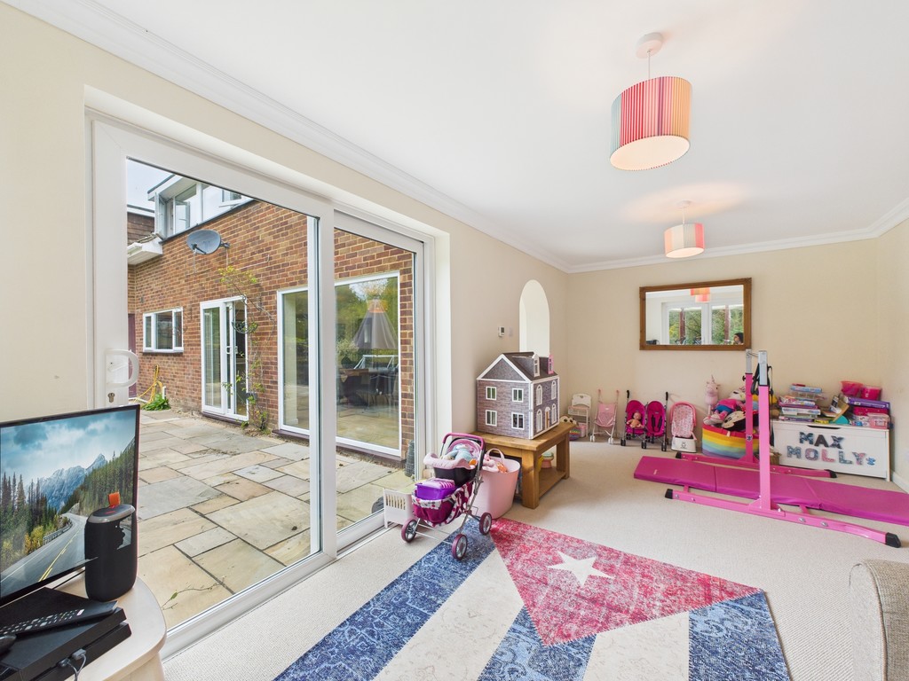 5 bed detached house for sale in Loxwood Road, Rudgwick  - Property Image 8