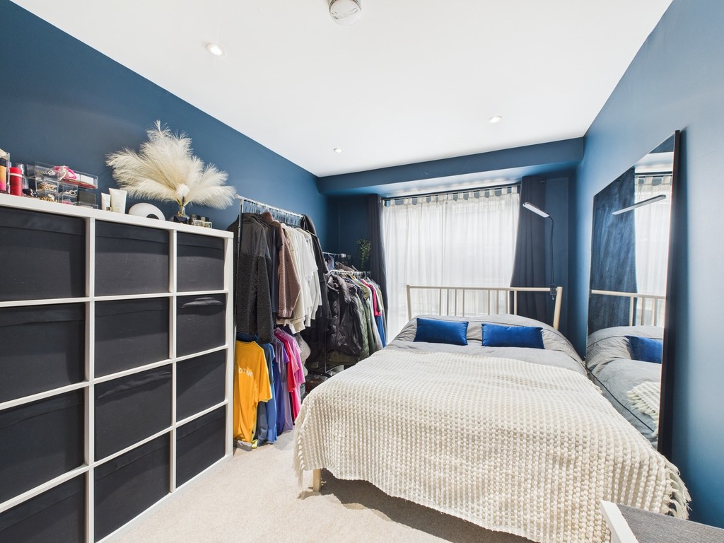 1 bed apartment for sale in Horsham Gates Two, North Street, Horsham  - Property Image 10