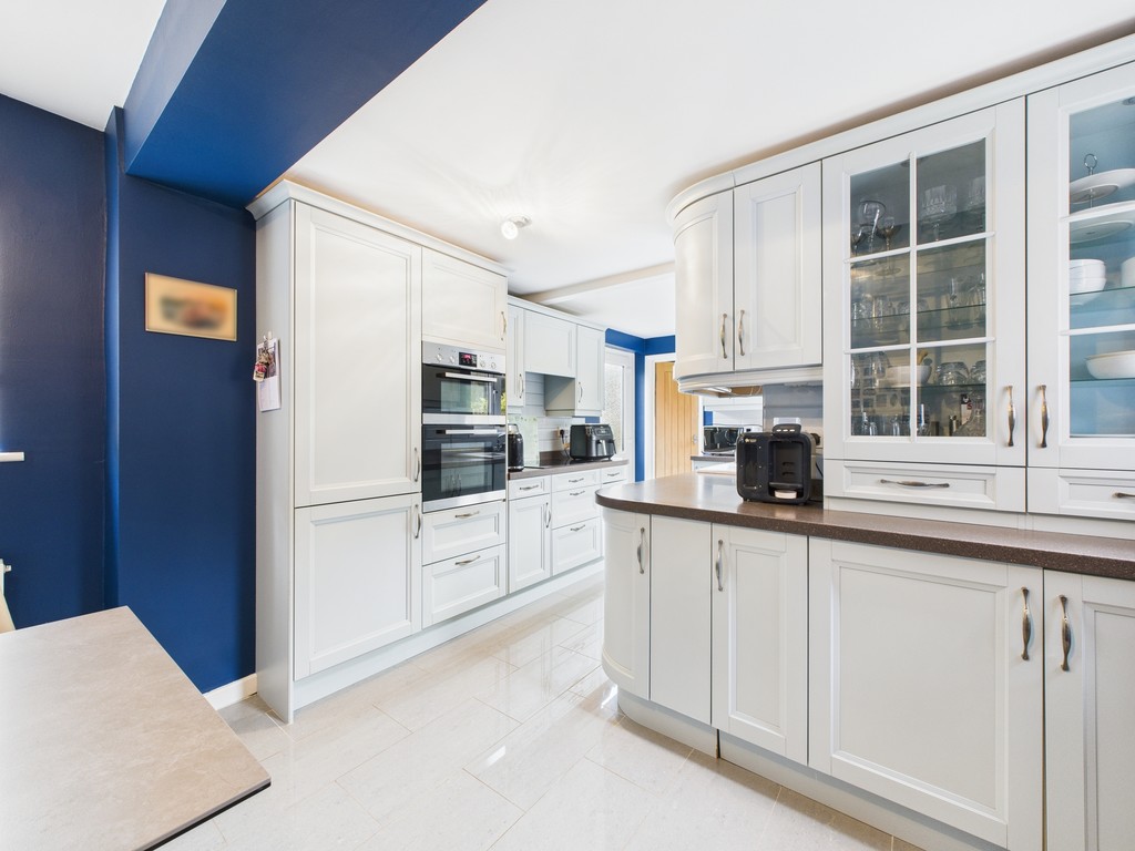 3 bed semi-detached house for sale in Littleworth Lane, Partridge Green  - Property Image 4