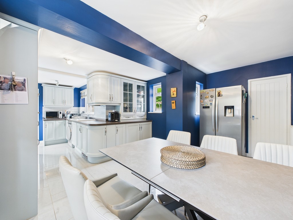 3 bed semi-detached house for sale in Littleworth Lane, Partridge Green  - Property Image 3