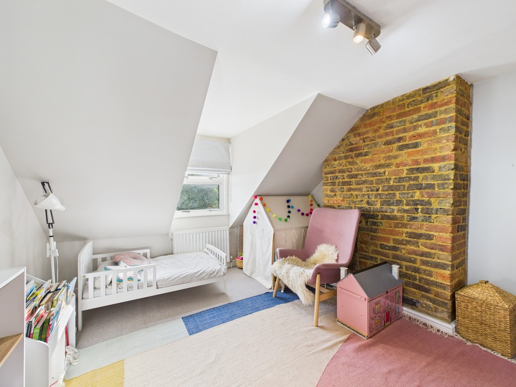 3 bed semi-detached house for sale in Denne Parade, Horsham  - Property Image 18