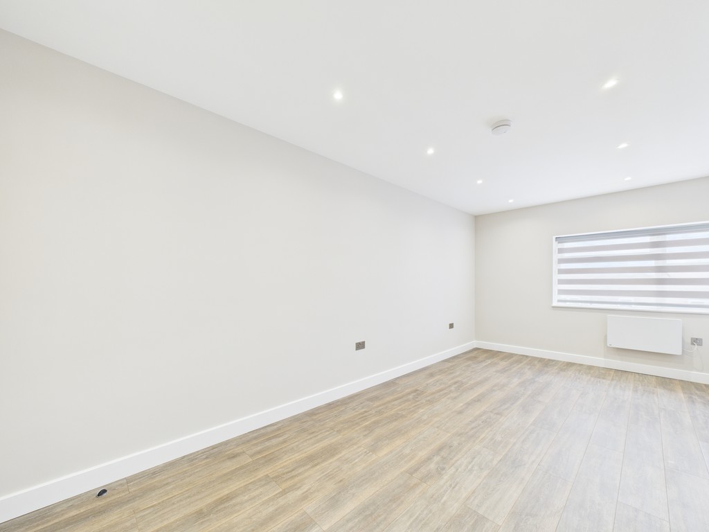 1 bed apartment to rent in St Catherine Court, Burgess Hill, RH15  - Property Image 4