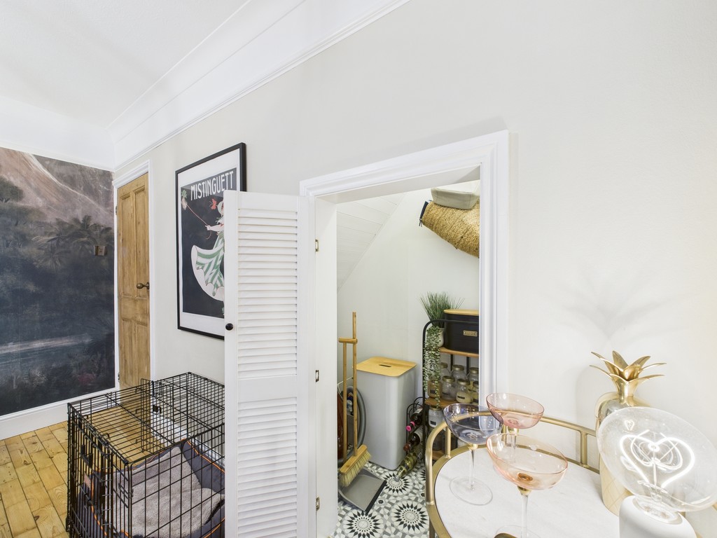 3 bed semi-detached house for sale in Park Terrace East, Horsham - Property Image 14