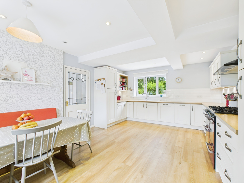 4 bed detached house for sale in Lambs Farm Road, Horsham  - Property Image 3