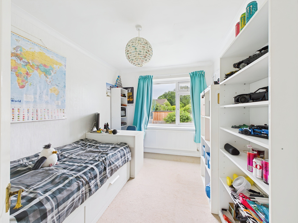 4 bed detached house for sale in Lambs Farm Road, Horsham  - Property Image 5