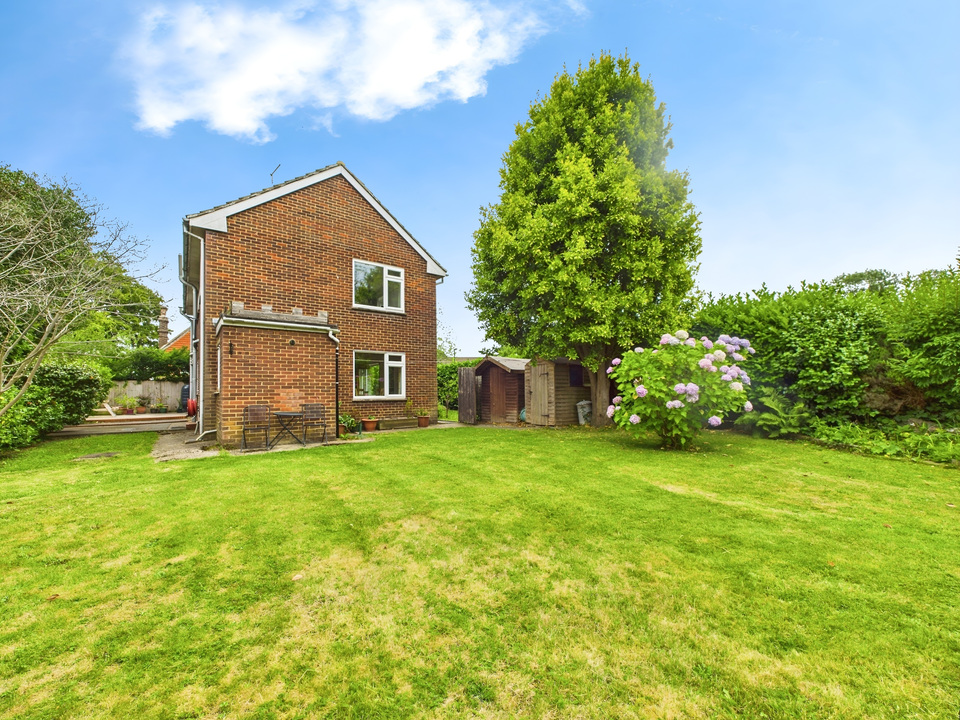 4 bed detached house for sale in Lambs Farm Road, Horsham  - Property Image 11