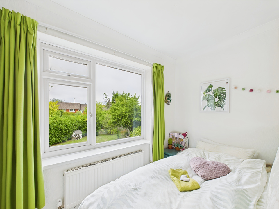 4 bed detached house for sale in Lambs Farm Road, Horsham  - Property Image 14