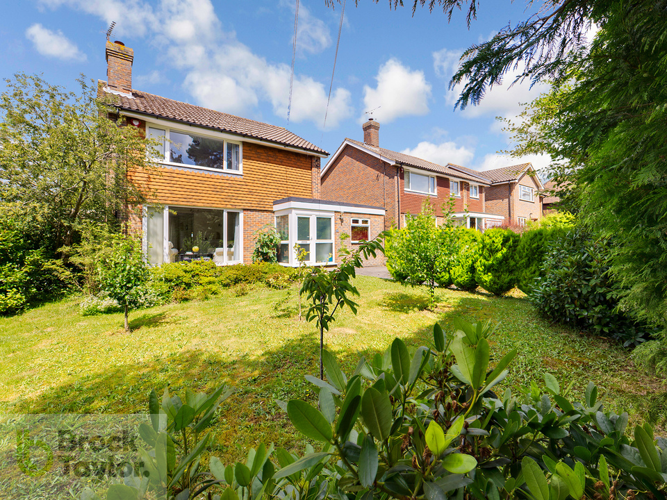 4 bed detached house for sale in College Road, Ardingly - Property Image 1