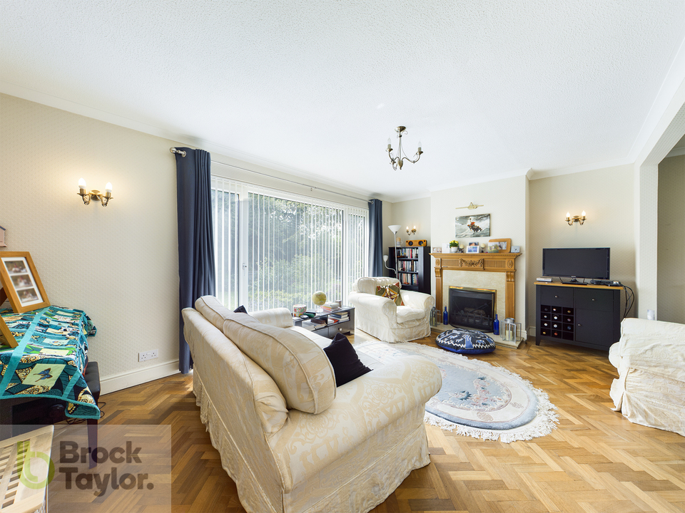 4 bed detached house for sale in College Road, Ardingly  - Property Image 4