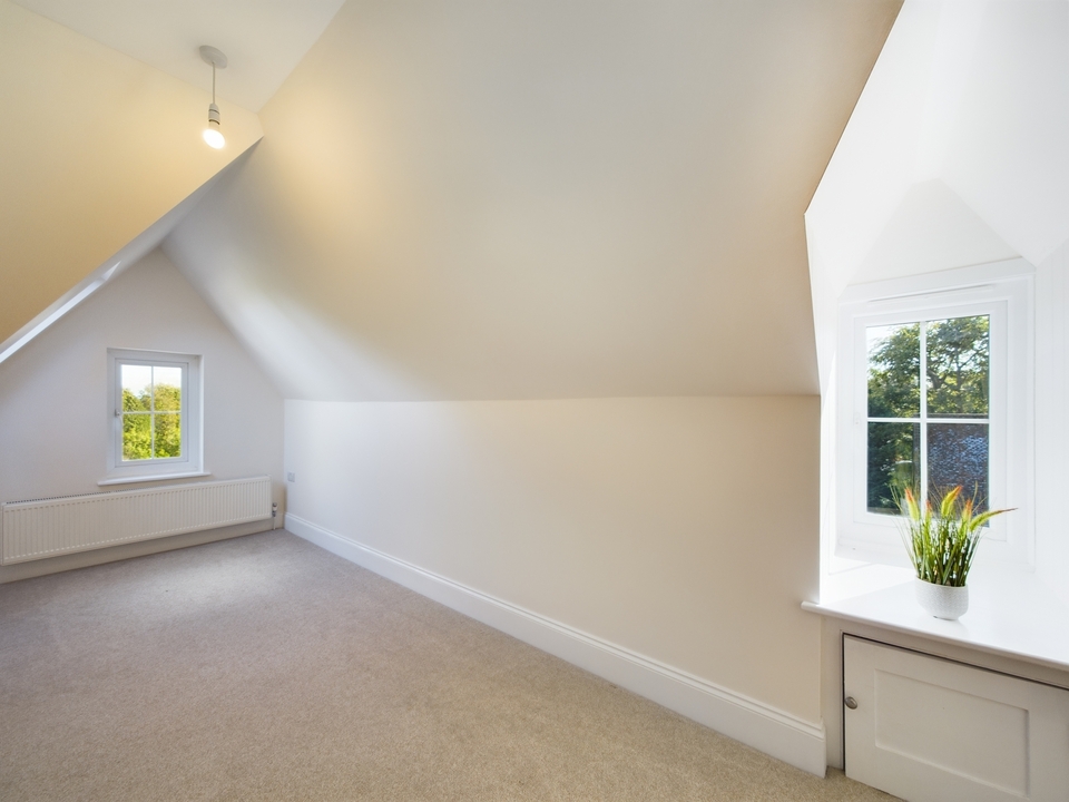2 bed apartment for sale in Church Street, Warnham, Horsham  - Property Image 7