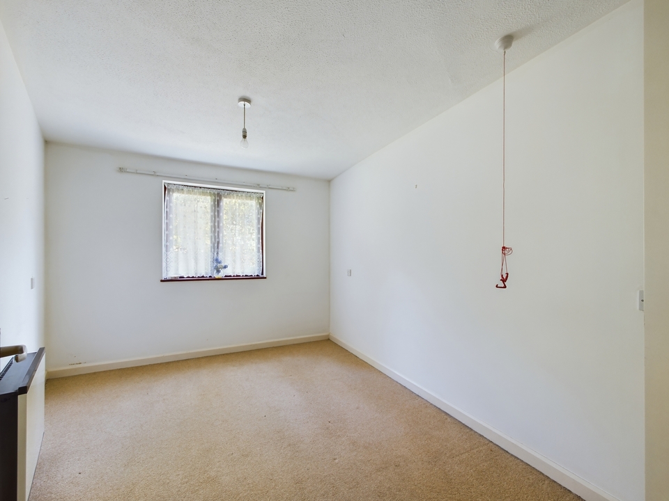 1 bed apartment for sale in Jasmine Court, Horsham  - Property Image 5