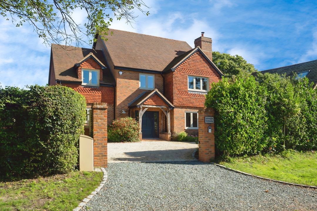 5 bed detached house for sale in Warninglid Lane, Warninglid  - Property Image 1