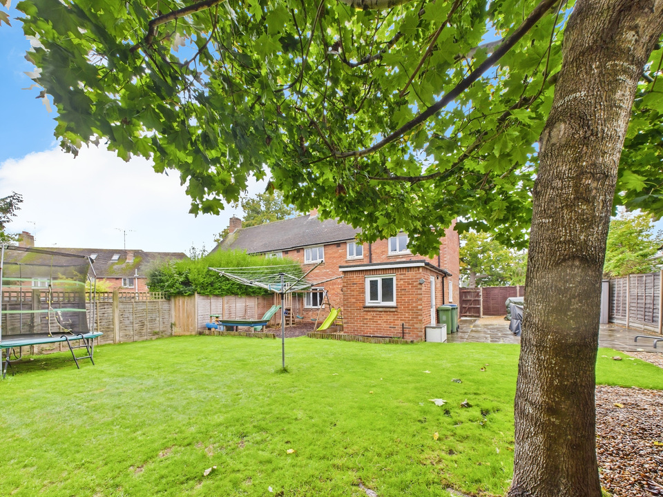 3 bed semi-detached house for sale in Littleworth Lane, Partridge Green - Property Image 10