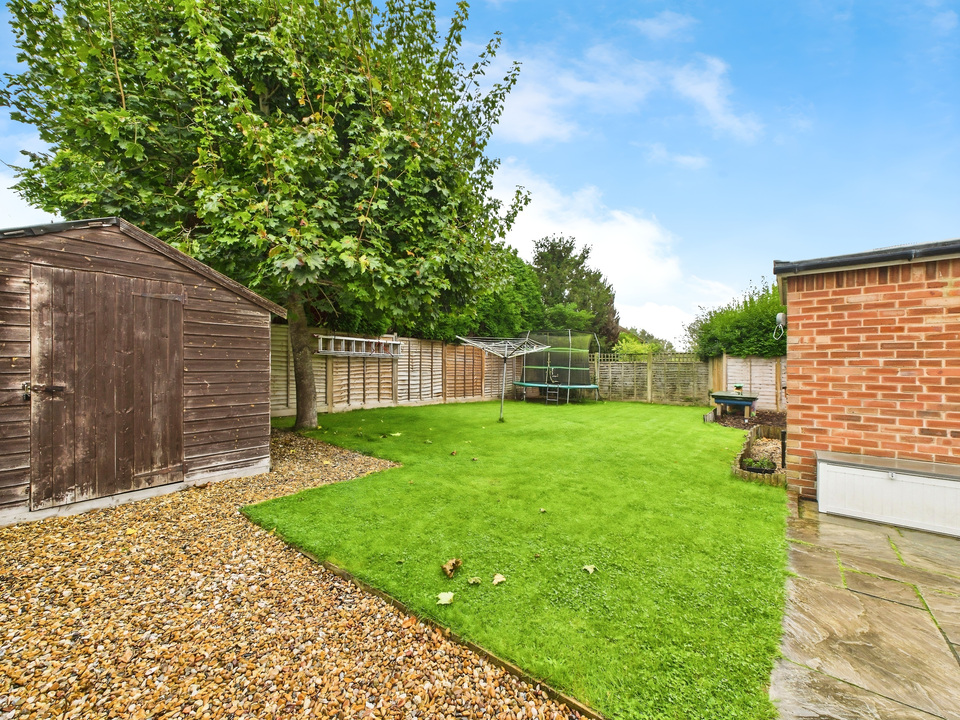 3 bed semi-detached house for sale in Littleworth Lane, Partridge Green - Property Image 11