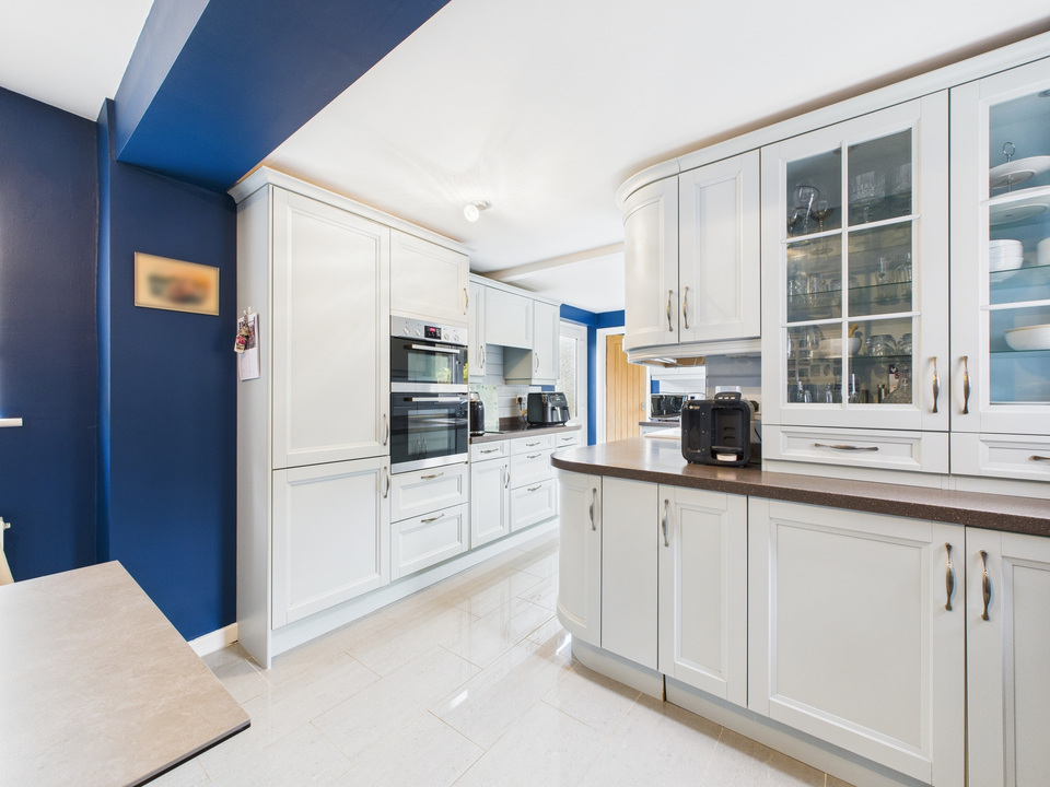 3 bed semi-detached house for sale in Littleworth Lane, Partridge Green - Property Image 13