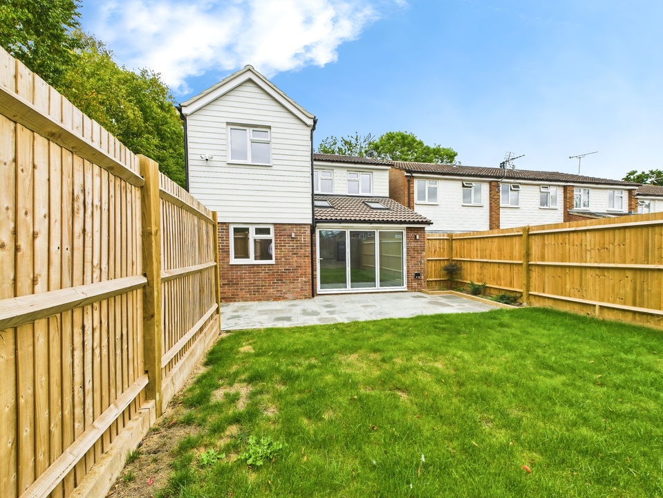 2 bed semi-detached house for sale in Timber Mill, Southwater  - Property Image 11