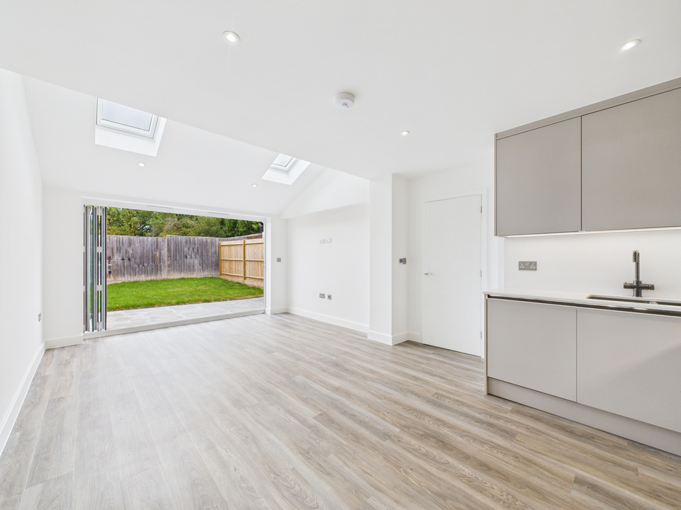 2 bed semi-detached house for sale in Timber Mill, Southwater  - Property Image 13