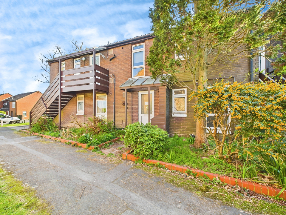 1 bed maisonette for sale in Serrin Way, Horsham - Property Image 7