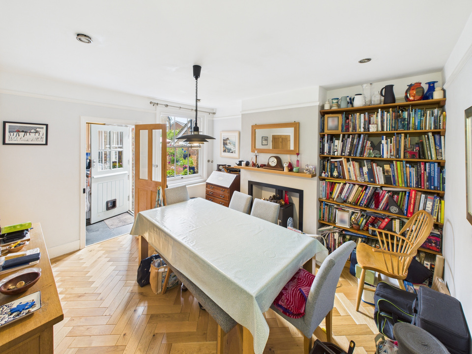 3 bed terraced house for sale in Denne Road, Horsham  - Property Image 4