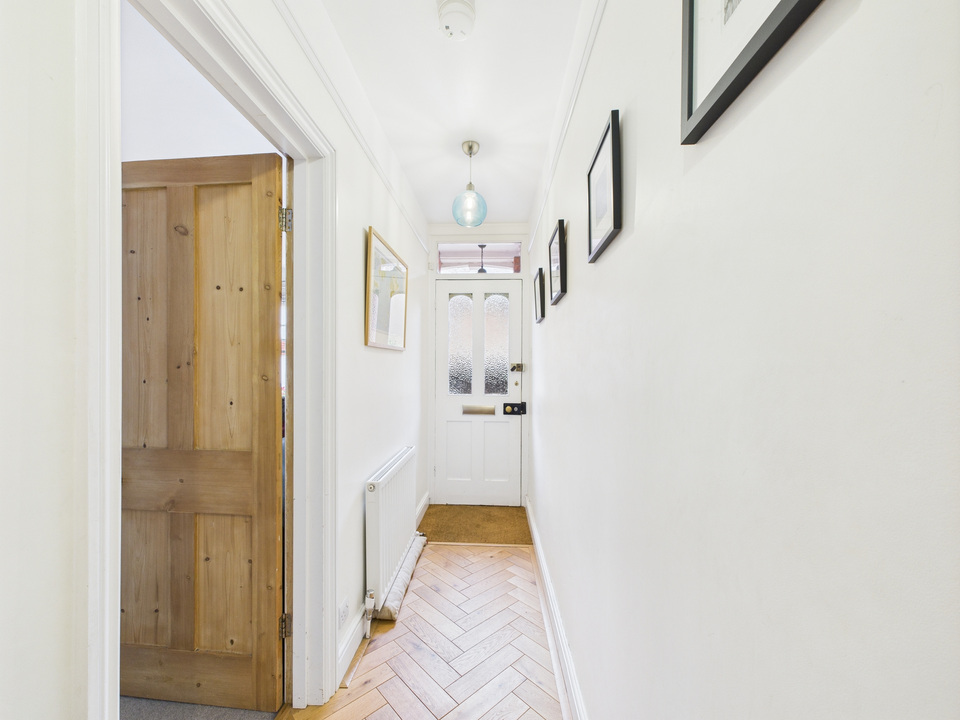 3 bed terraced house for sale in Denne Road, Horsham  - Property Image 12