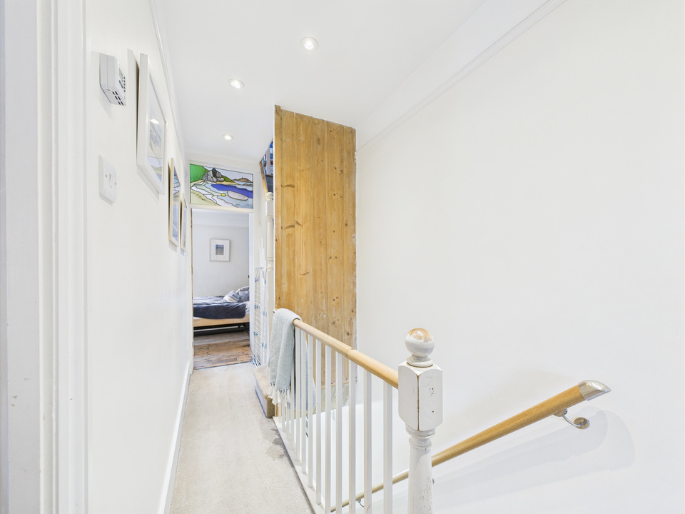 3 bed terraced house for sale in Denne Road, Horsham  - Property Image 18