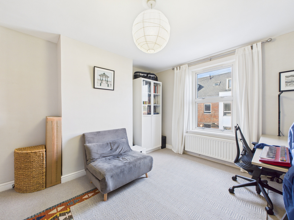 3 bed semi-detached house for sale in Denne Parade, Horsham - Property Image 16